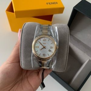 Fendi Women’s Momento Watch ✨